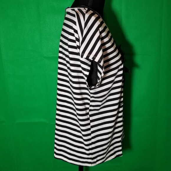 More Love & Lace White/Black Striped Blouse Large Flower Size Medium Paris NWT - Picture 2 of 7